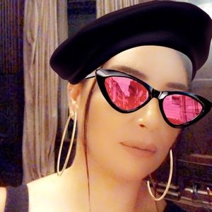 Meet your Posher, Nazira